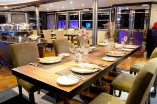 DHAAINKAN BAA Dining